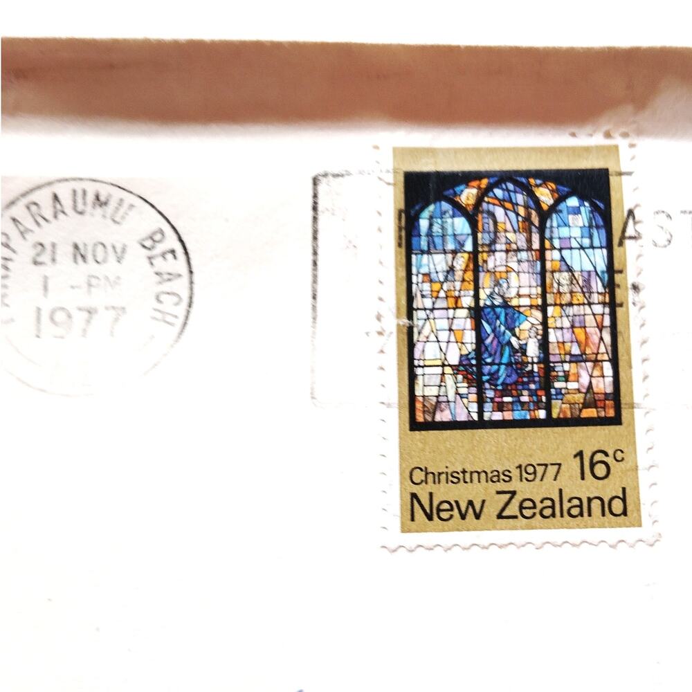 1977 New Zealand Christmas 16c Stamp Cover - Paraparaumu Beach Postmark